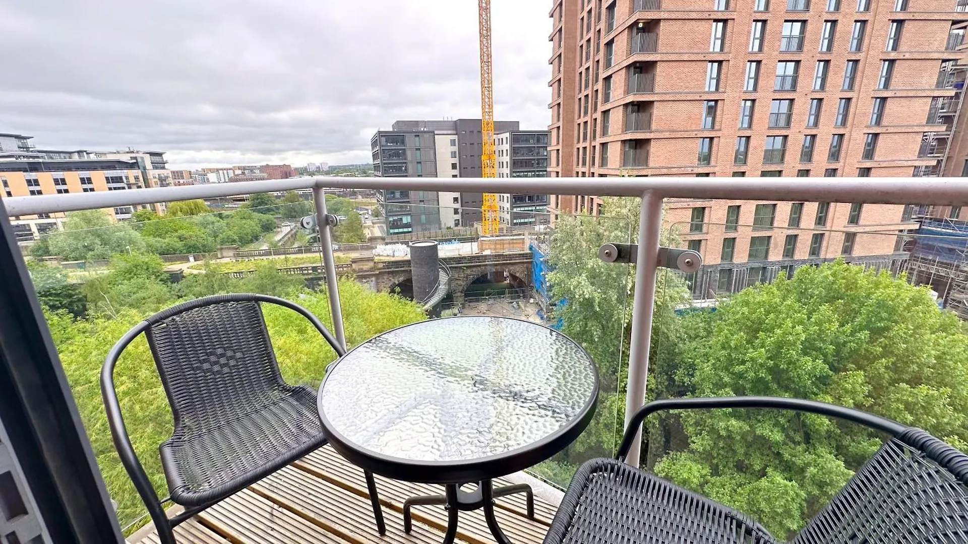 Central Flat - Free Parking - Business Stays 利兹 0*,  英国
